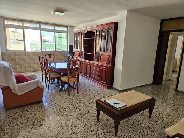 4 makuuhuone Asunto myytävänä paikassa La Salle, Santa Cruz de Tenerife - 350 000 € (Ref: 9002862)