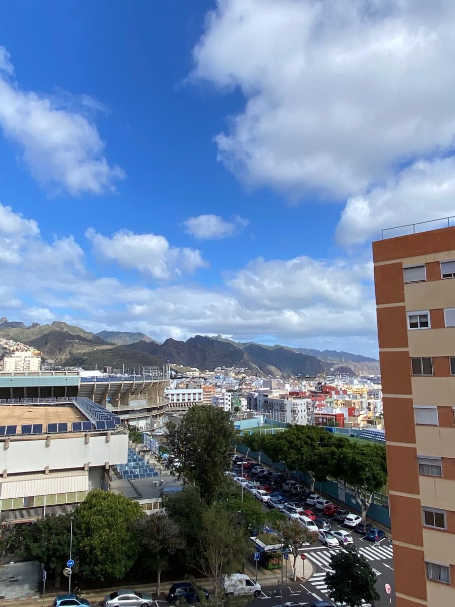 4 bedroom Flat for sale in Santa Cruz de Tenerife - € 350,000 (Ref: 9002862)
