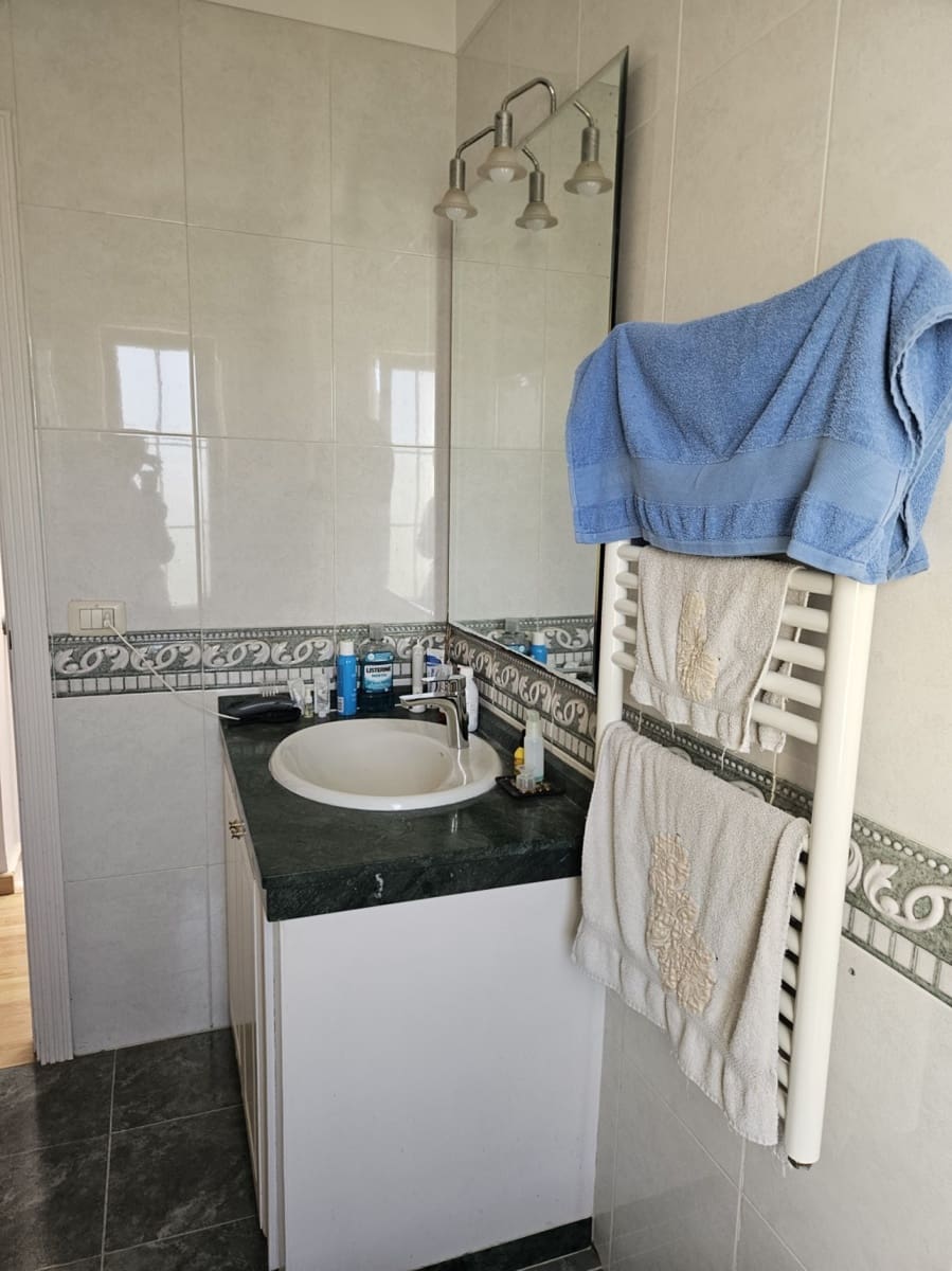 5 soverom Villa til salgs i San Cristobal de La Laguna - € 450 000 (Ref: 9336950)