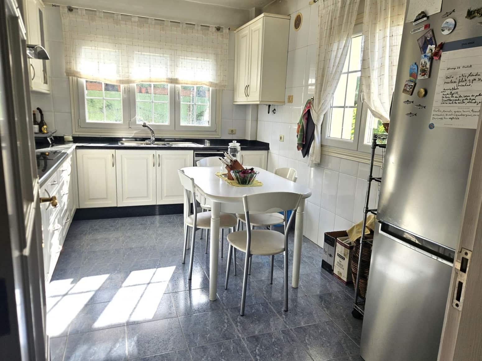 5 soverom Villa til salgs i San Cristobal de La Laguna - € 450 000 (Ref: 9336950)