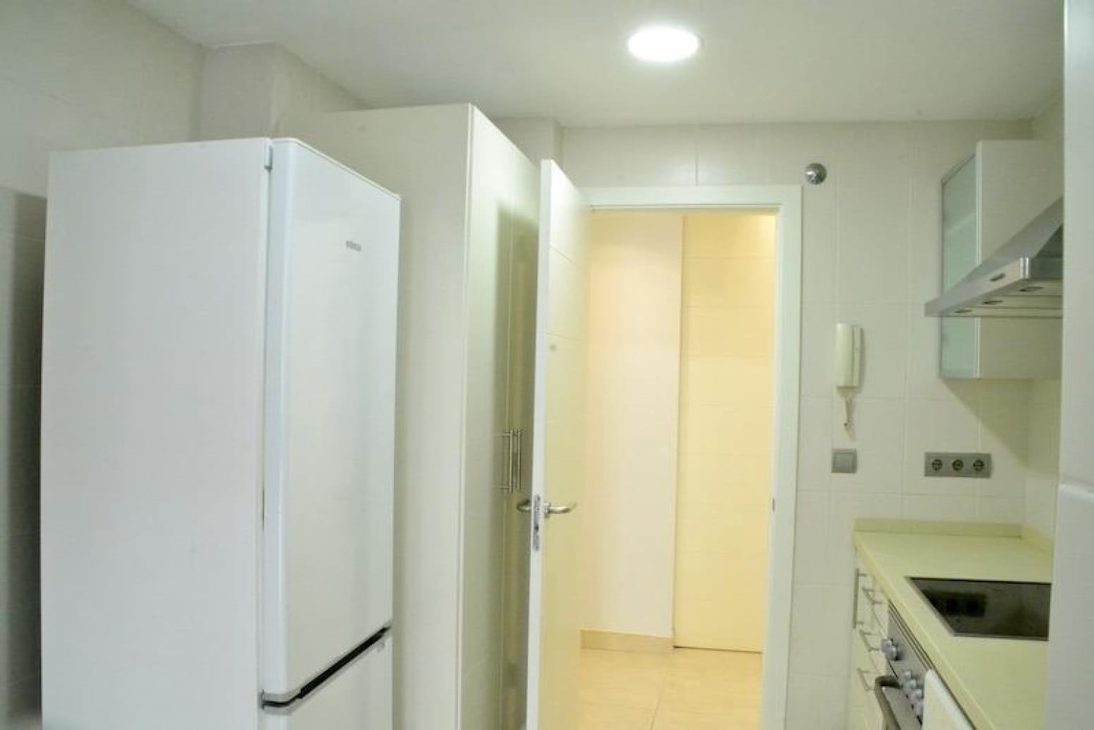 2 bedroom Flat for rent in Santa Cruz de Tenerife with garage - € 900 (Ref: 9408266)