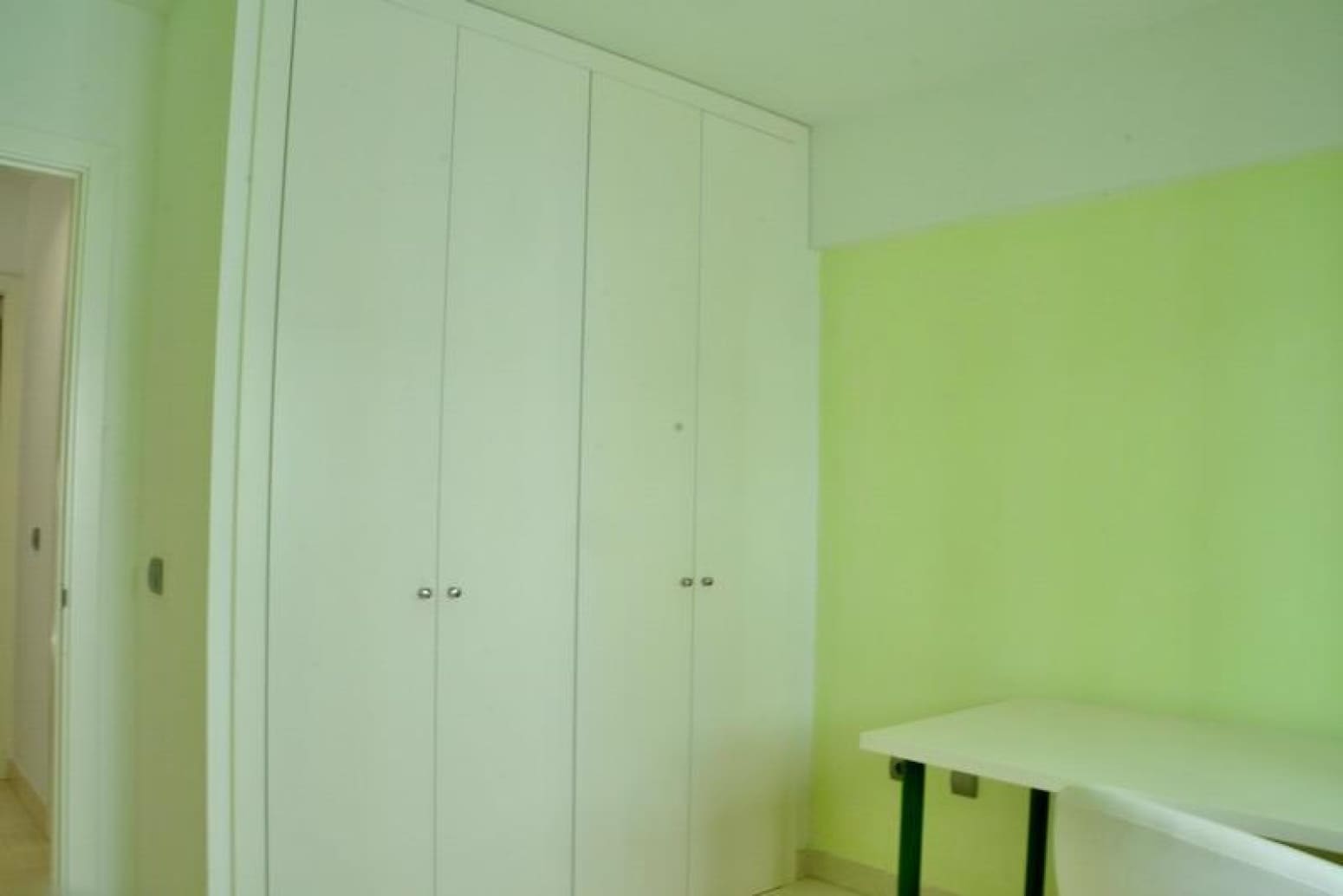 2 bedroom Flat for rent in Santa Cruz de Tenerife with garage - € 900 (Ref: 9408266)