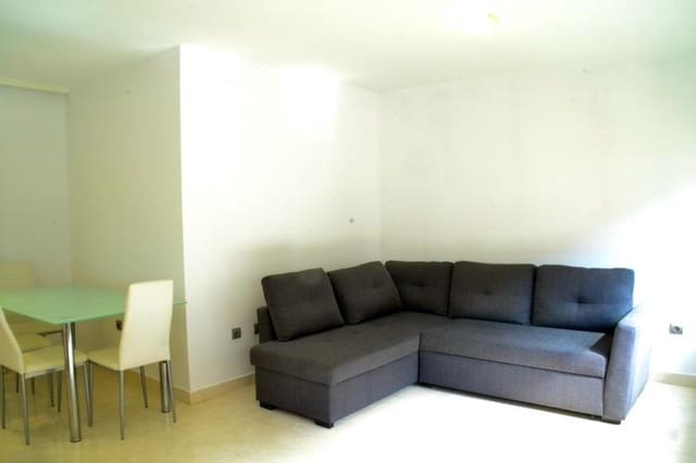 2 soverom Leilighet til leie i Maria Jimenez, Santa Cruz de Tenerife med garasje - € 900 (Ref: 9408266)