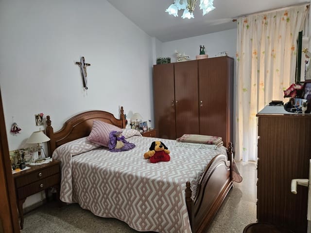 3 slaapkamer Flat te koop in Puerto de la Cruz met garage - € 190.000 (Ref: 9461123)