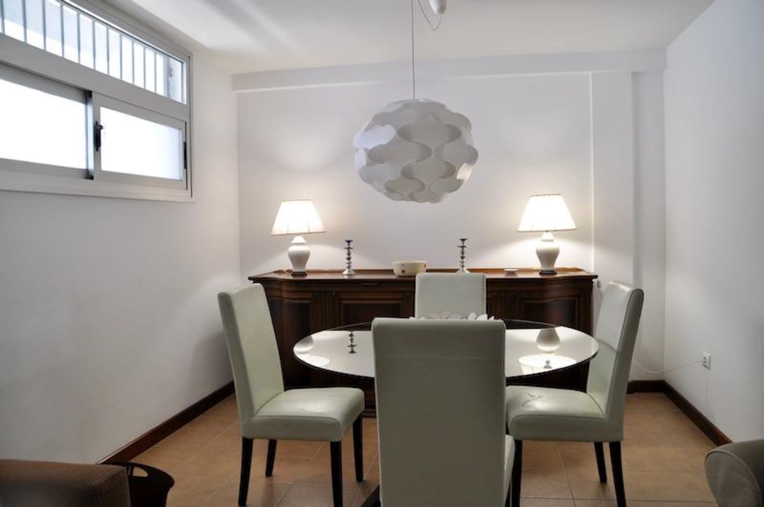 2 slaapkamer Flat te huur in San Cristobal de La Laguna met garage - € 900 (Ref: 9542771)