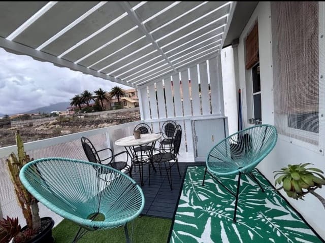 2 soveværelse Lejlighed til leje i El Rosario - € 1.200 (Ref: 9569480)