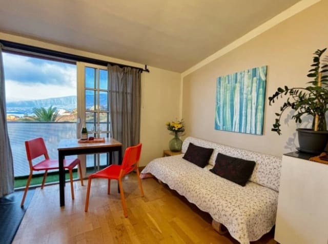 1 soveværelse Lejlighed til leje i El Rosario - € 900 (Ref: 9569481)