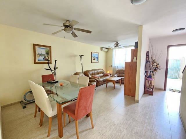 3 soveværelse Villa til salg i Las Chafiras (San Miguel), San Miguel de Abona med garage - € 395.000 (Ref: 9614586)