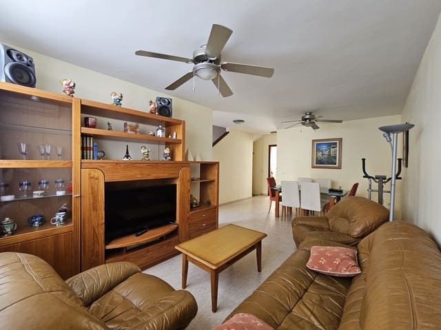 3 soveværelse Villa til salg i Las Chafiras (San Miguel), San Miguel de Abona med garage - € 395.000 (Ref: 9614586)