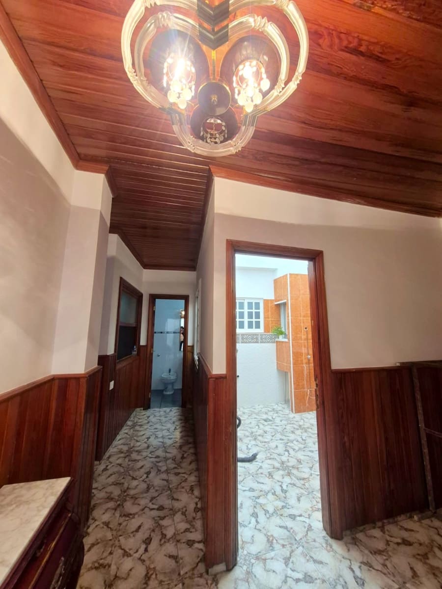 Piso de 5 habitaciones en San Cristóbal de La Laguna en venta - 425.000 € (Ref: 9729475)