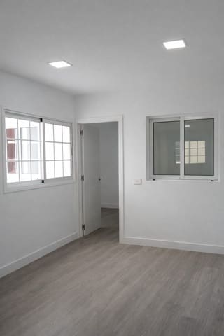 Piso de 2 habitaciones en San Cristóbal de La Laguna en venta - 445.000 € (Ref: 9733409)