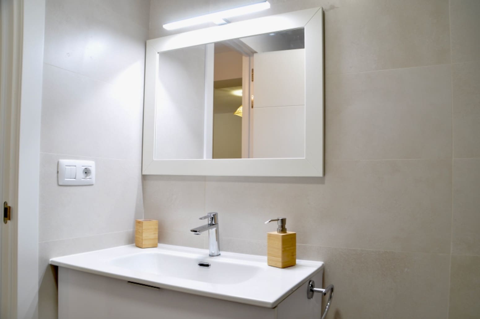 2 bedroom Flat for rent in Santa Cruz de Tenerife - € 950 (Ref: 9746813)