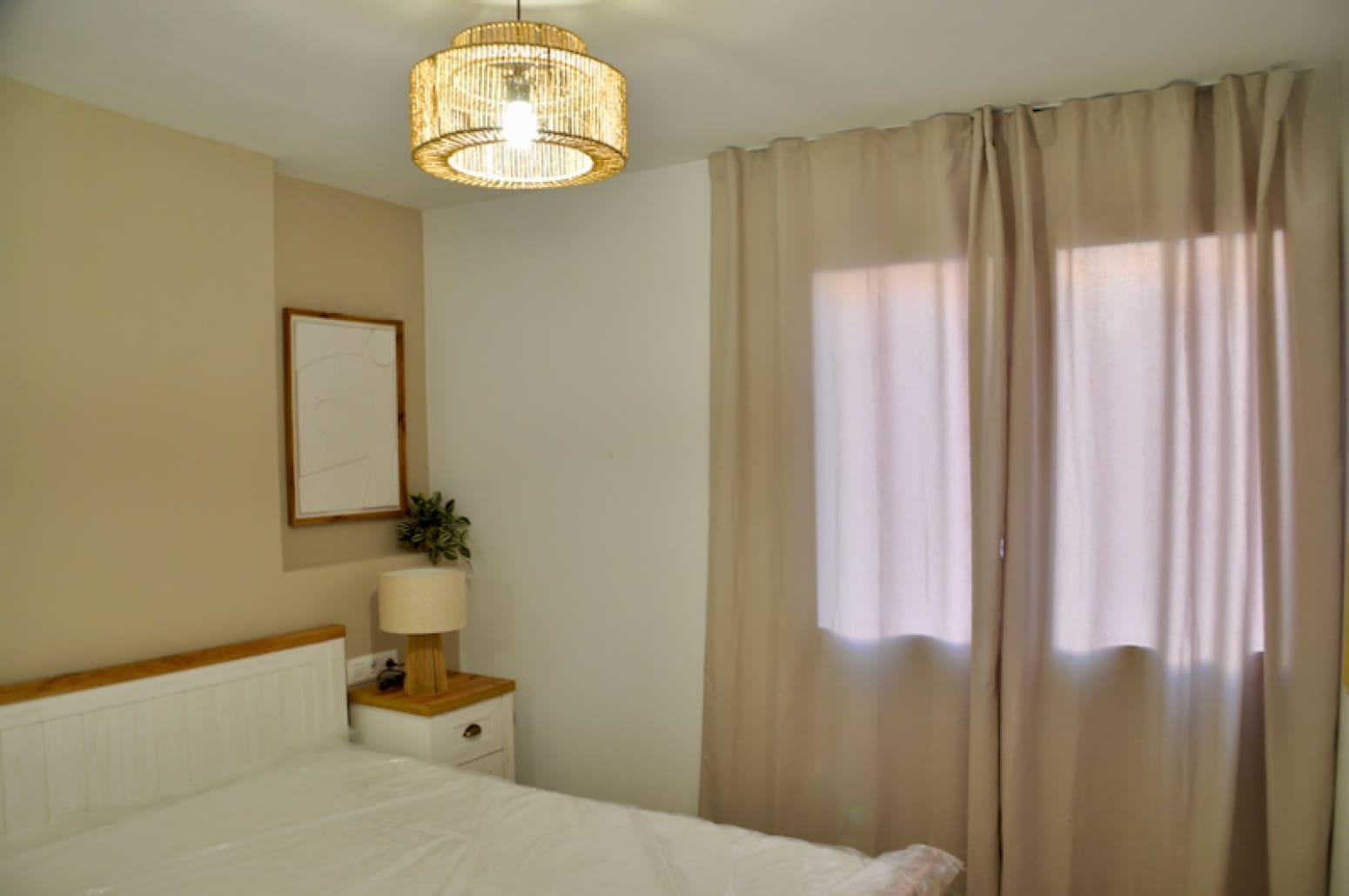 2 bedroom Flat for rent in Santa Cruz de Tenerife - € 950 (Ref: 9746813)