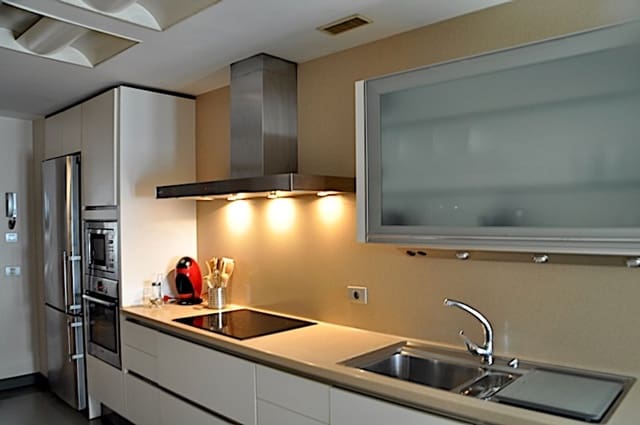 3 soverom Leilighet til salgs i Zona Rambla, Santa Cruz de Tenerife med garasje - € 600 000 (Ref: 9840585)