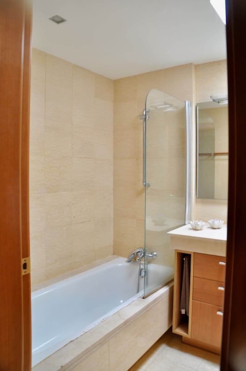 3 bedroom Flat for sale in Santa Cruz de Tenerife with garage - € 600,000 (Ref: 9840585)