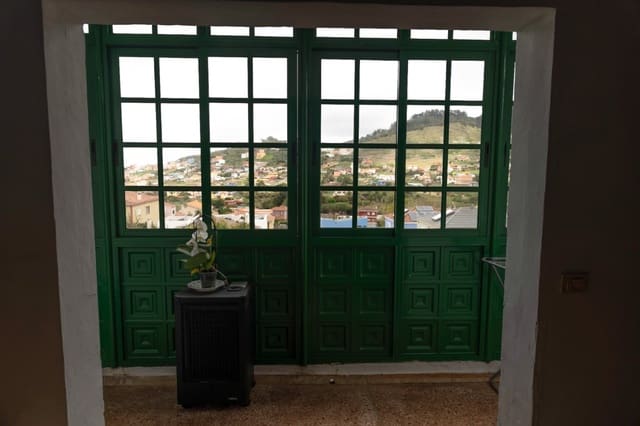 6 chambre Villa/Maison à vendre à San Cristóbal de La Laguna avec garage - 595 000 € (Ref: 9841154)