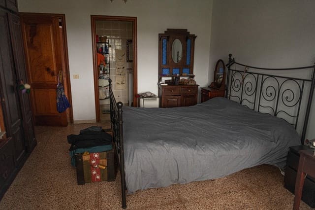 6 chambre Villa/Maison à vendre à San Cristóbal de La Laguna avec garage - 595 000 € (Ref: 9841154)