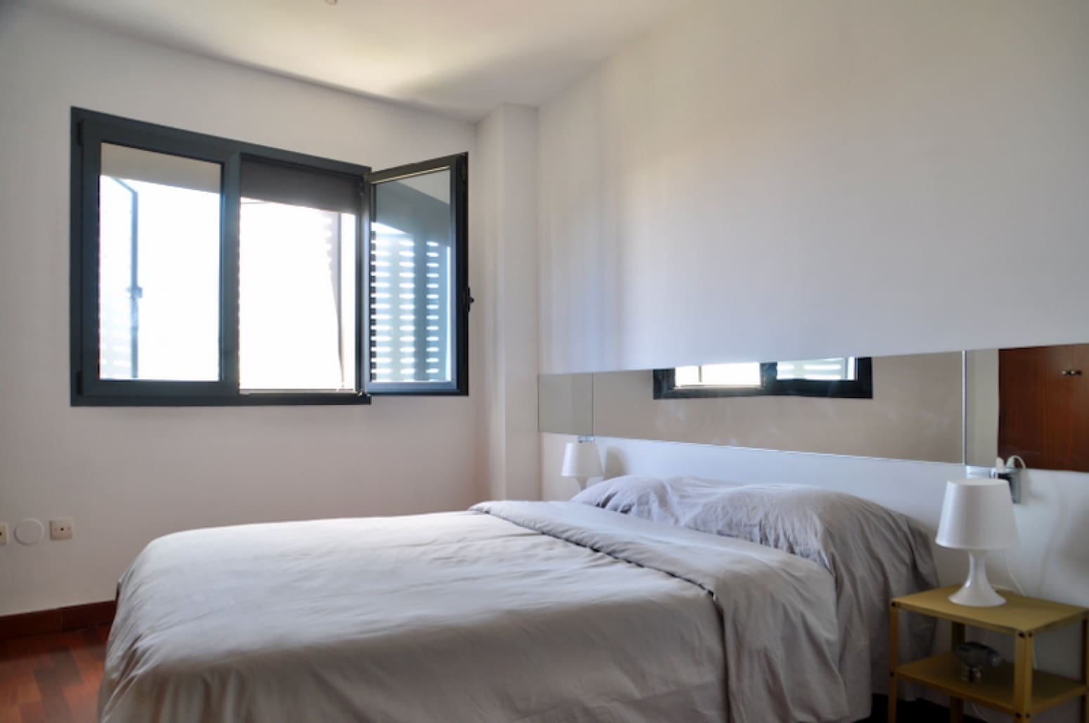 1 bedroom Flat for rent in Santa Cruz de Tenerife with garage - € 1,100 (Ref: 9889369)