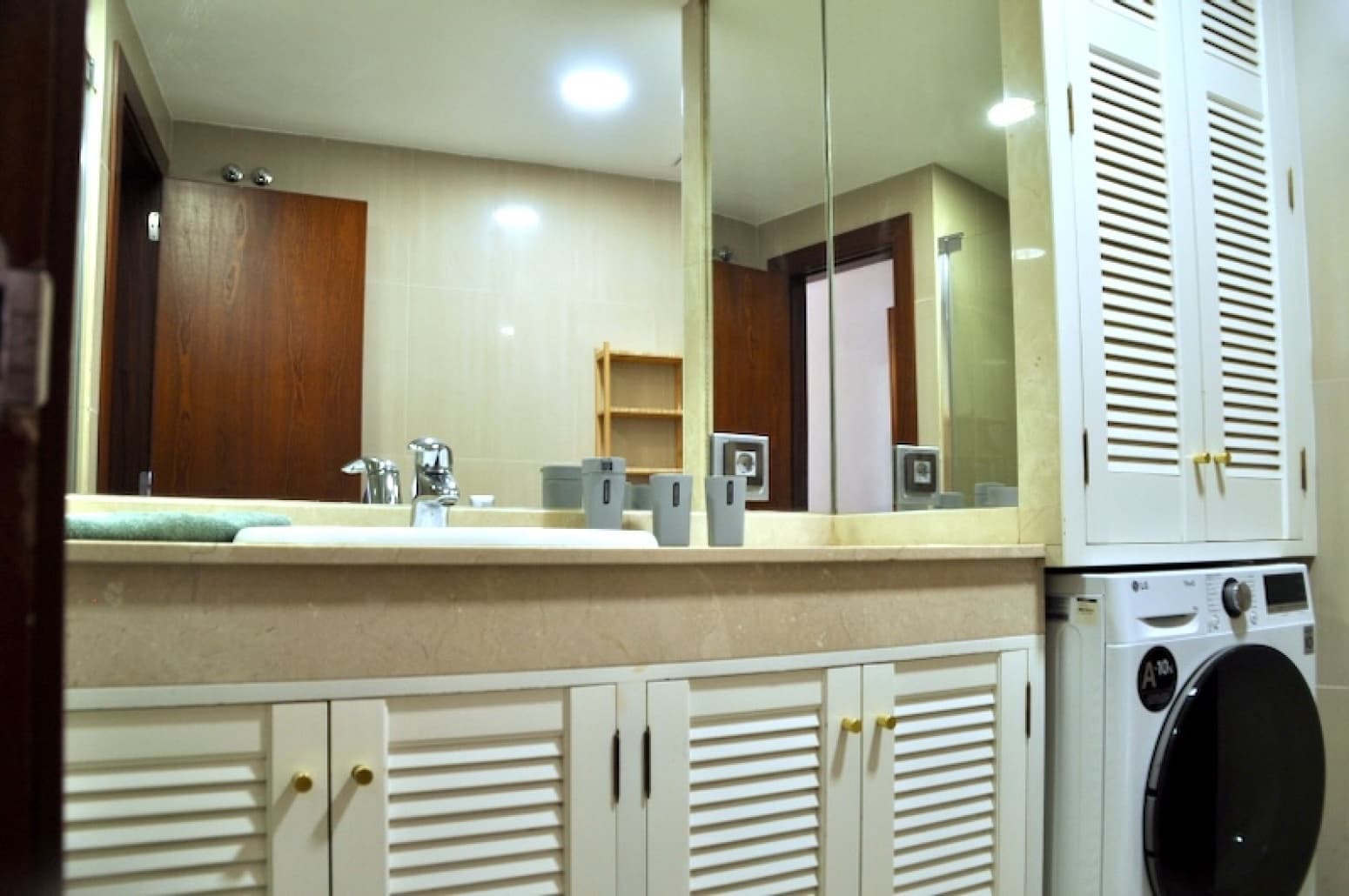 1 bedroom Flat for rent in Santa Cruz de Tenerife with garage - € 1,100 (Ref: 9889369)