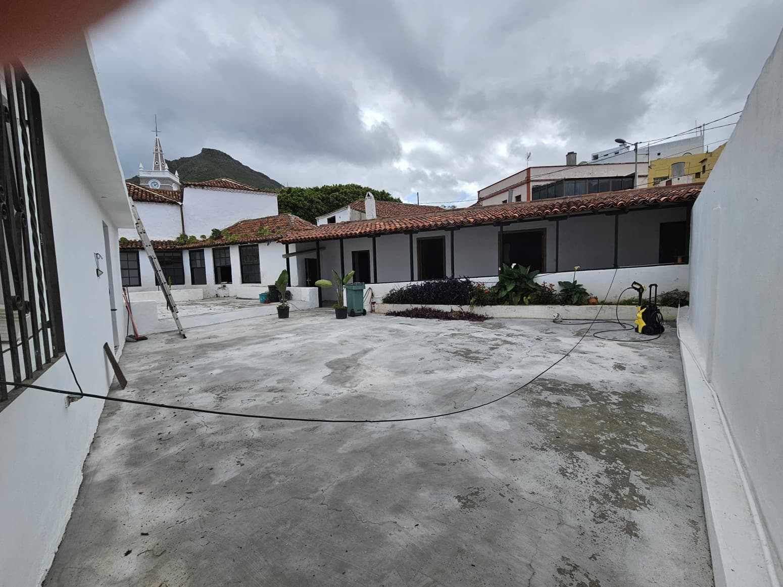 7 Zimmer Villa zu verkaufen in San Cristobal de La Laguna - 1.900.000 € (Ref: 9918789)