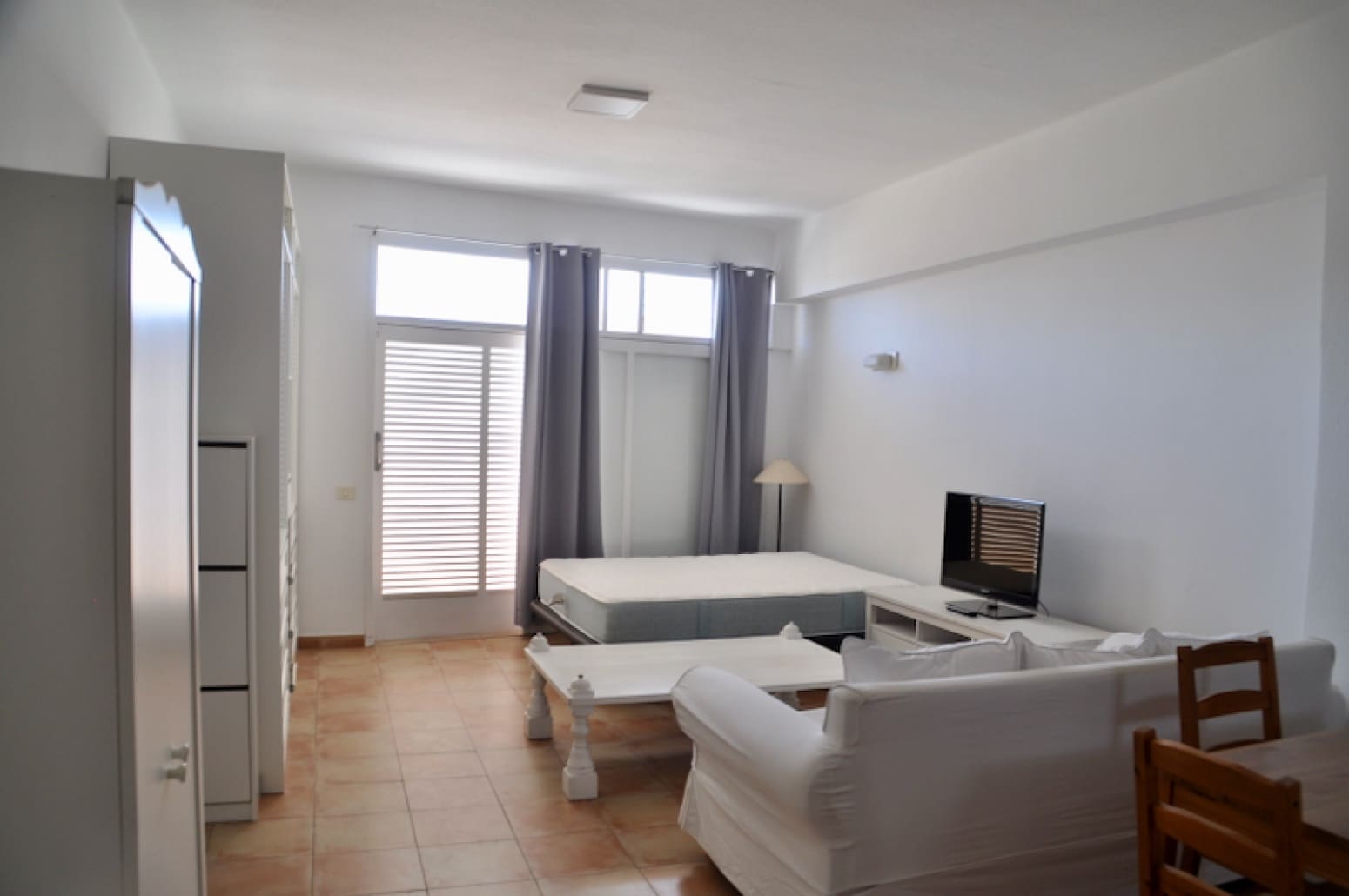 Apartamento para arrendar em Santa Cruz de Tenerife - 900 € (Ref: 9928155)