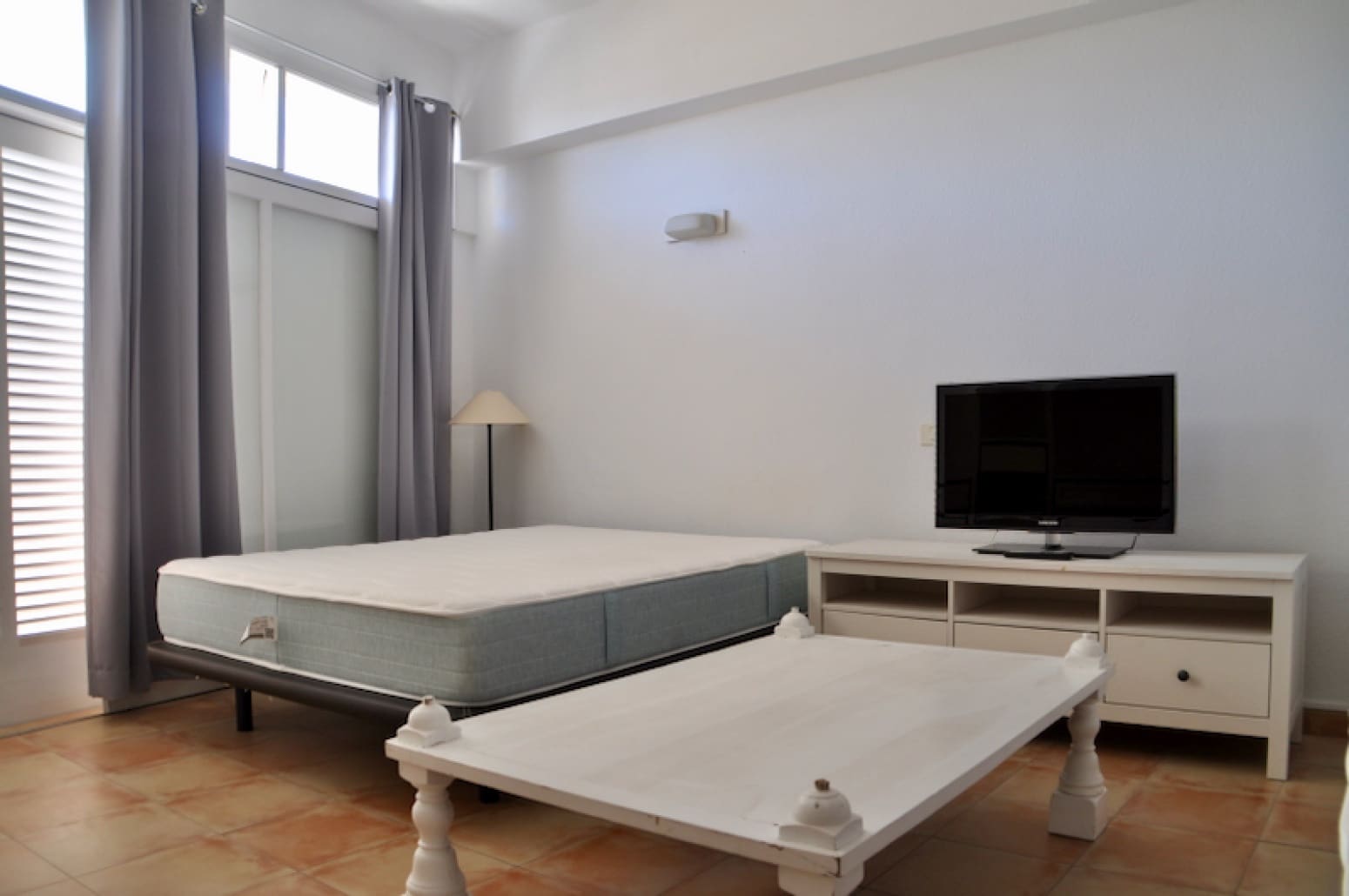 Apartamento para arrendar em Santa Cruz de Tenerife - 900 € (Ref: 9928155)