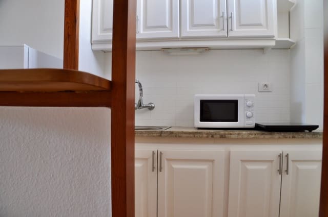 Apartamento para arrendar em Las Mimosas, Santa Cruz de Tenerife - 900 € (Ref: 9928155)