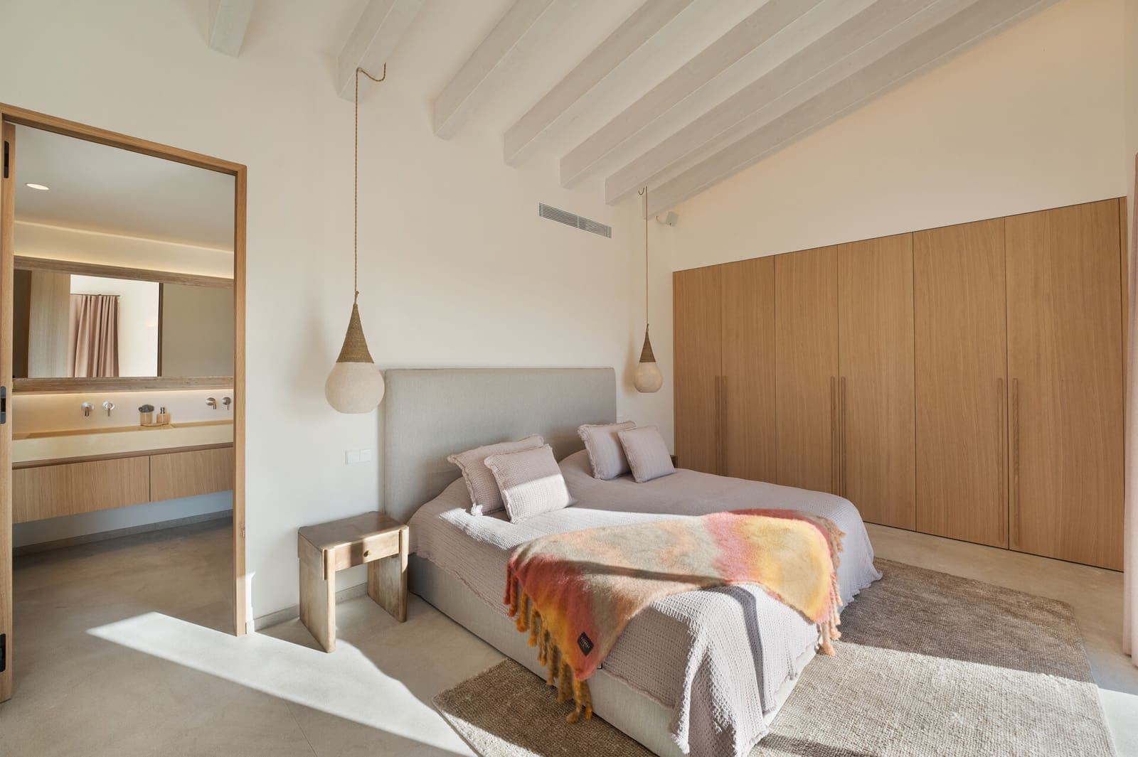 4 soveværelse Finca/Landehus til salg i Ses Salines - € 3.900.000 (Ref: 10035663)