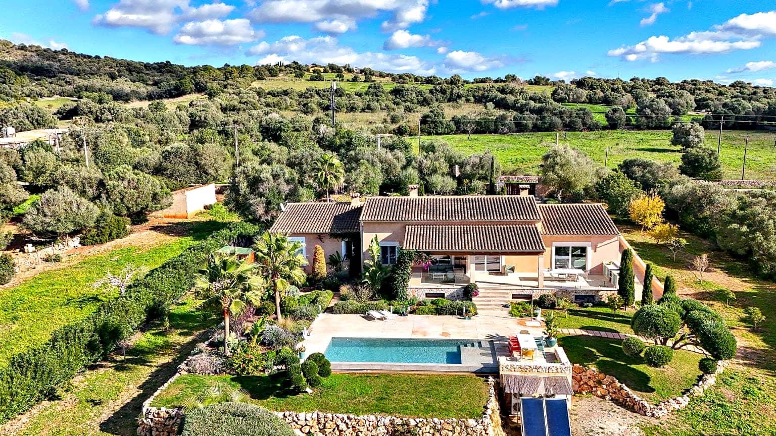 6 slaapkamer Finca/Landhuis te koop in Son Carrio met zwembad garage - € 2.950.000 (Ref: 10118207)
