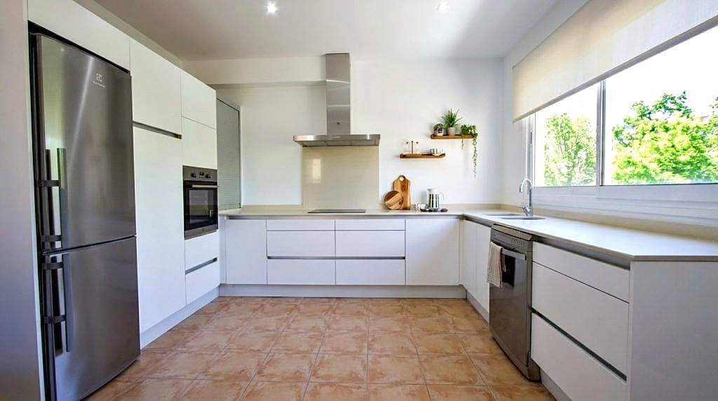 3 bedroom Townhouse for sale in Manacor with garage - € 595,000 (Ref: 10130528)