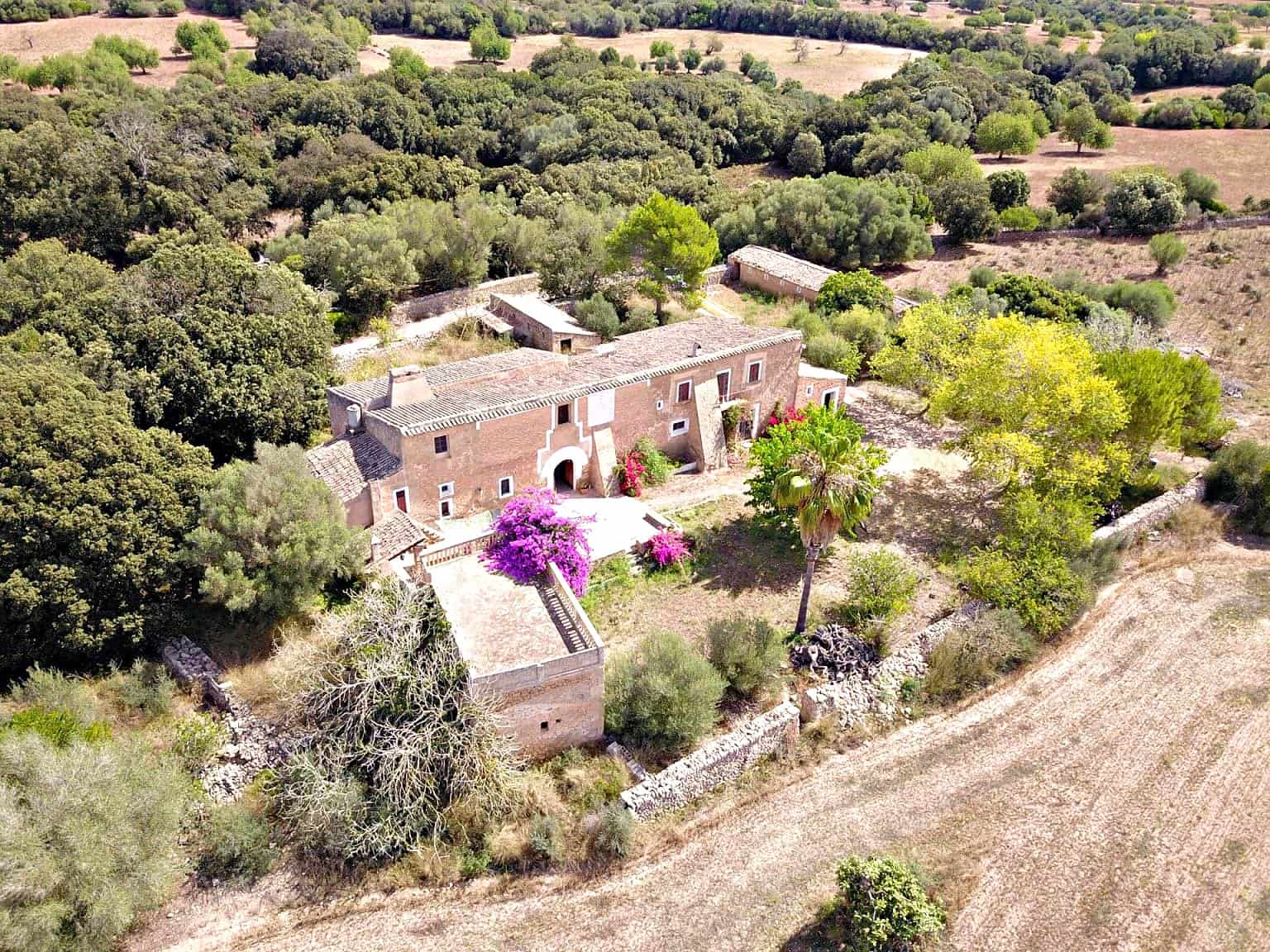 5 bedroom Finca/Country House for sale in Manacor - € 3,800,000 (Ref: 10130529)