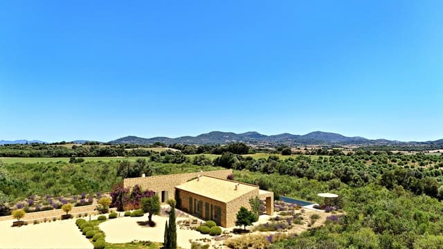 3 bedroom Finca/Country House for sale in Manacor with pool garage - € 2,250,000 (Ref: 10167889)