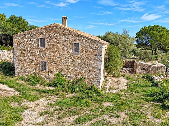 8 soverom Finca/Herregård til salgs i Sant Llorenç des Cardassar - € 790 000 (Ref: 10172894)