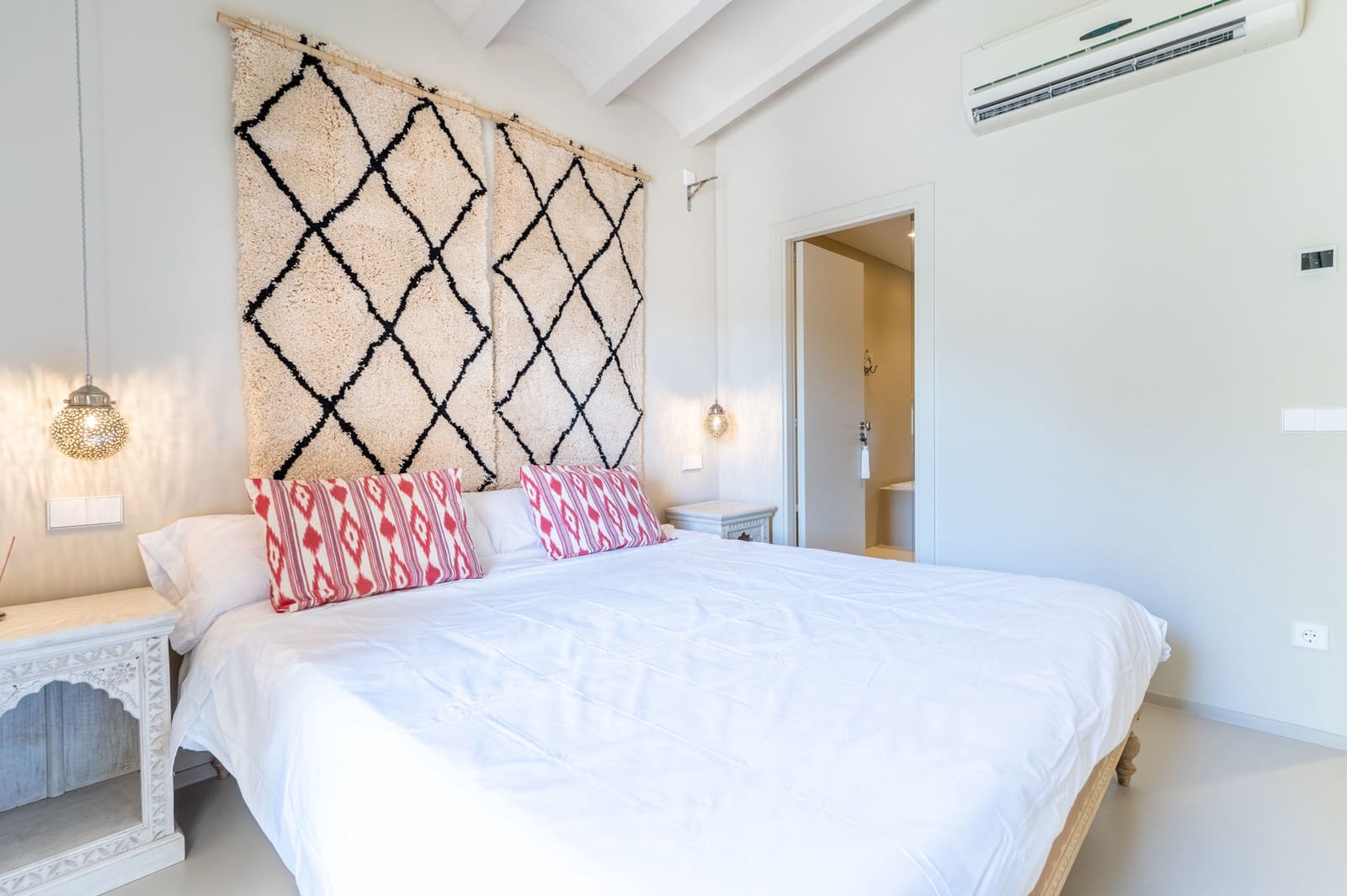 Finca/Casa Rural de 4 habitaciones en Manacor en venta con piscina - 2.400.000 € (Ref: 9431635)