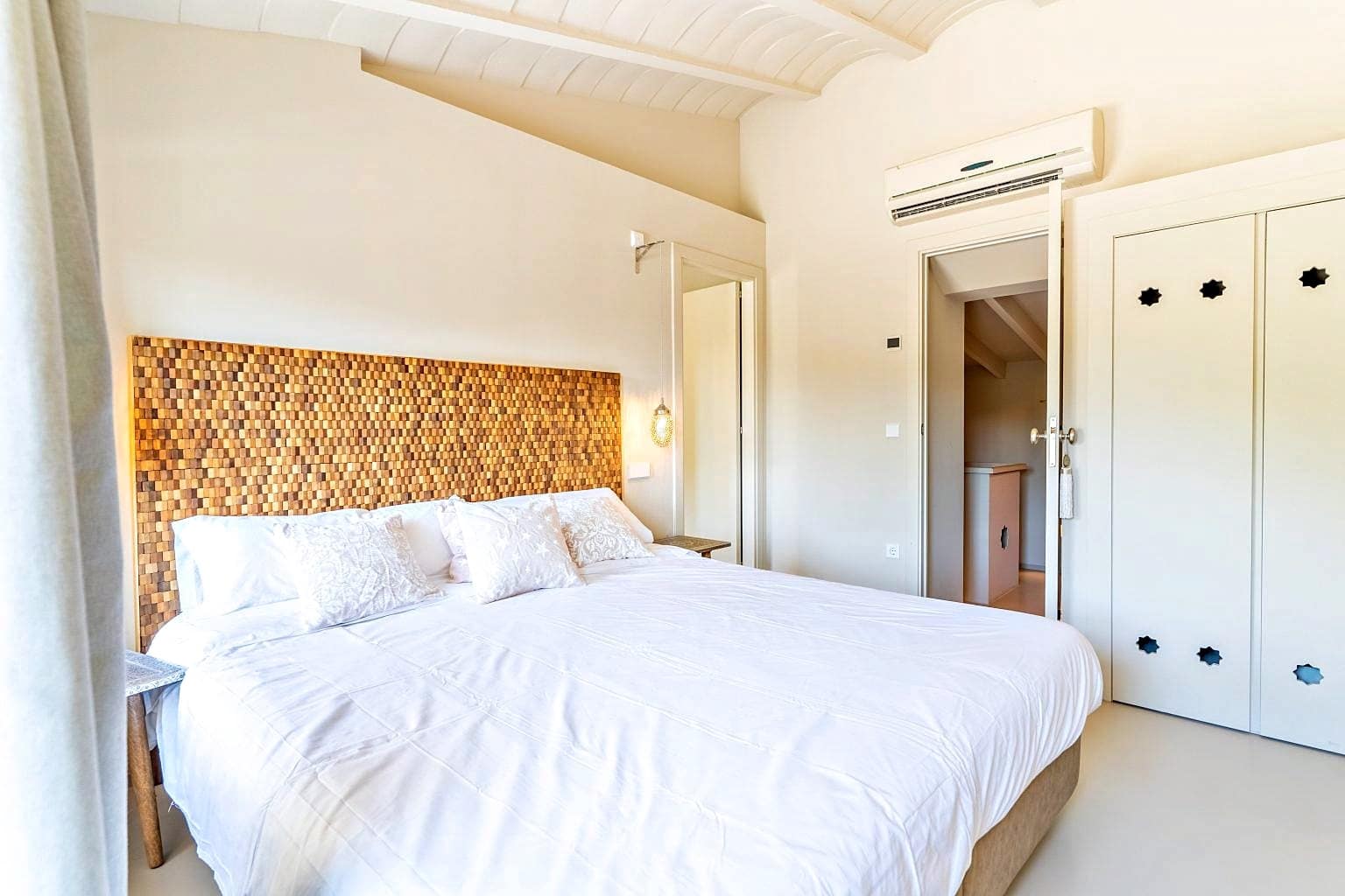 4 bedroom Finca/Country House for sale in Manacor with pool - € 2,000,000 (Ref: 9431635)