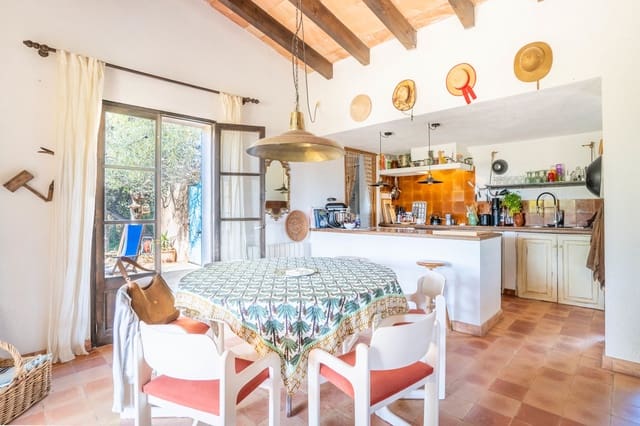 3 makuuhuone Maalaistalo myytävänä paikassa Son Servera mukana uima-altaan - 820 000 € (Ref: 9431637)