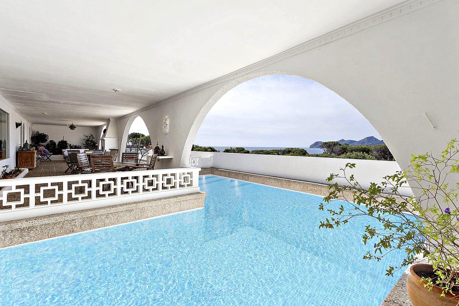 5 soveværelse Villa til salg i Capdepera med swimmingpool - € 2.600.000 (Ref: 9431644)