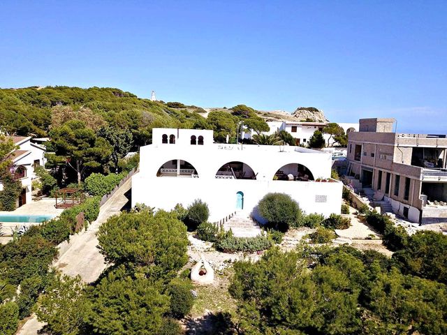 5 soverom Villa til salgs i Capdepera med svømmebasseng - € 2 600 000 (Ref: 9431644)