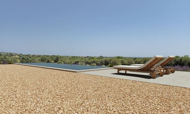 Grunde uden byggetilladelser til salg i Portocristo / Port de Manacor, Manacor - € 389.000 (Ref: 9431667)