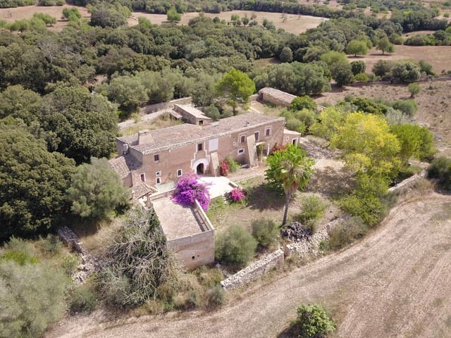 Finca/Landhuis te koop in Manacor - € 5.000.000 (Ref: 9431668)