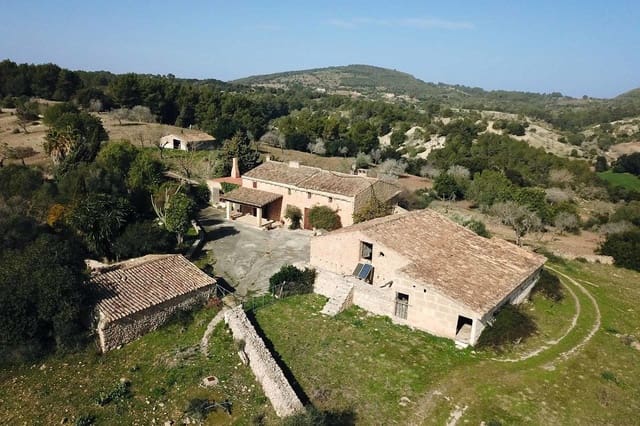 2 bedroom Finca/Country House for sale in Sa Coma, Sant Llorenç des Cardassar - € 2,800,000 (Ref: 9431671)