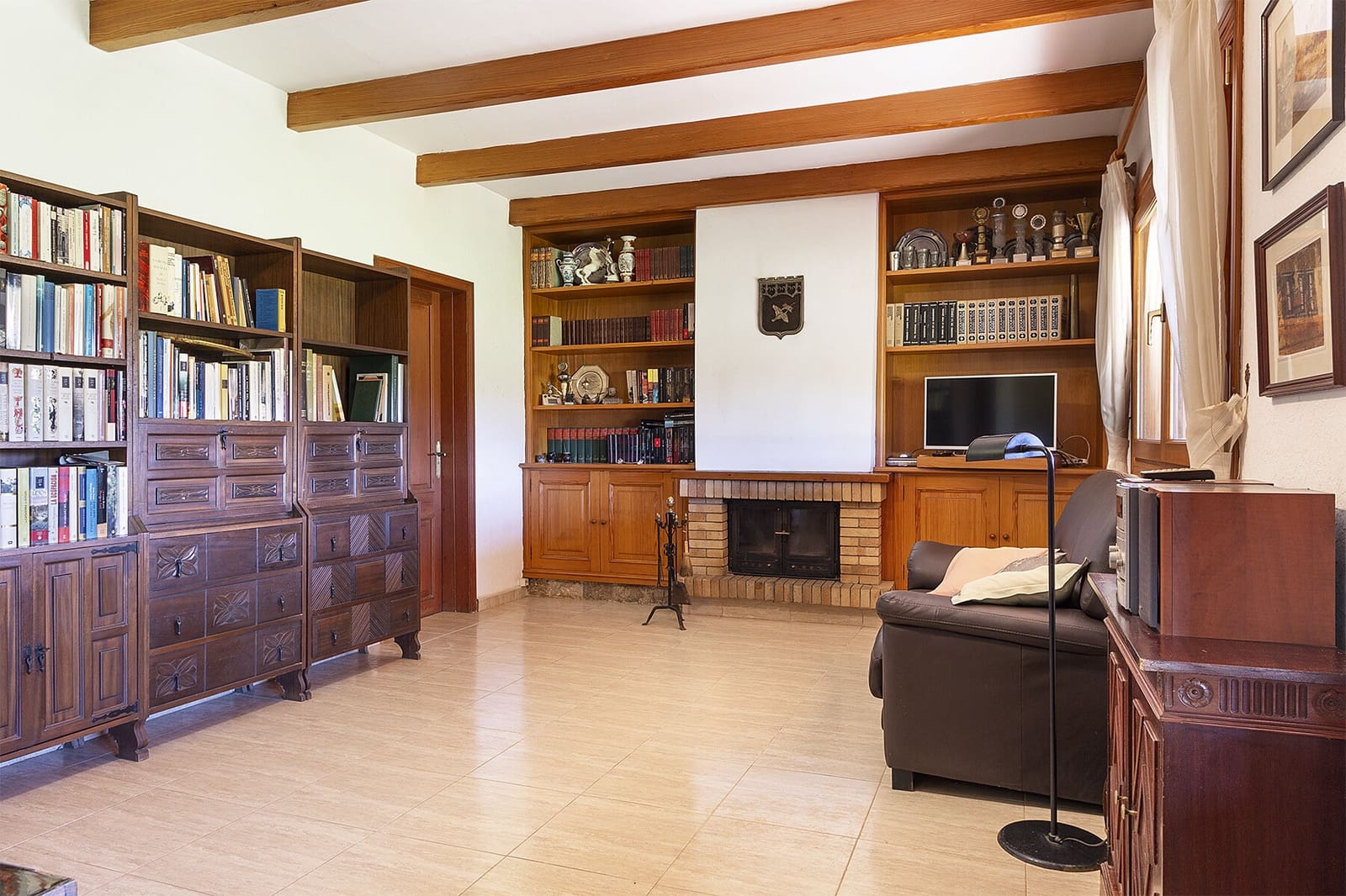 2 bedroom Finca/Country House for sale in Sant Llorenc des Cardassar with garage - € 420,000 (Ref: 9435966)