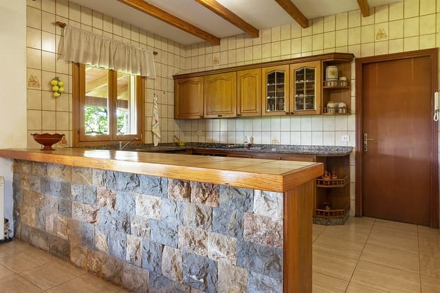 2 quarto Quinta/Casa Rural para venda em Sant Llorenç des Cardassar com garagem - 420 000 € (Ref: 9435966)