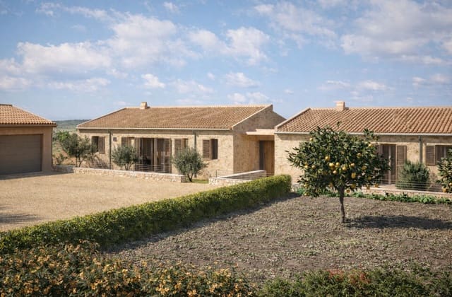 Grunde uden byggetilladelser til salg i Sant Llorenç des Cardassar - € 395.000 (Ref: 9493880)