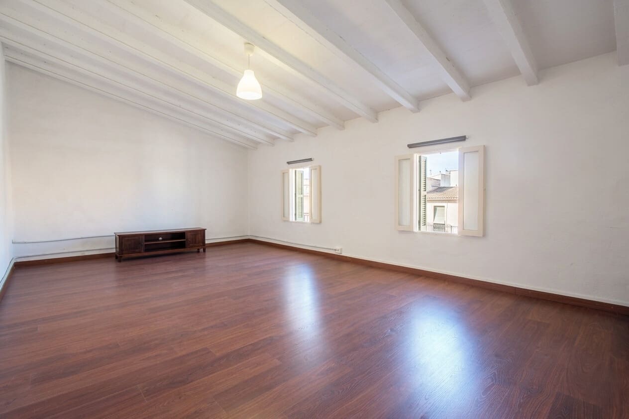 4 bedroom Townhouse for sale in Vilafranca de Bonany - € 495,000 (Ref: 9731371)