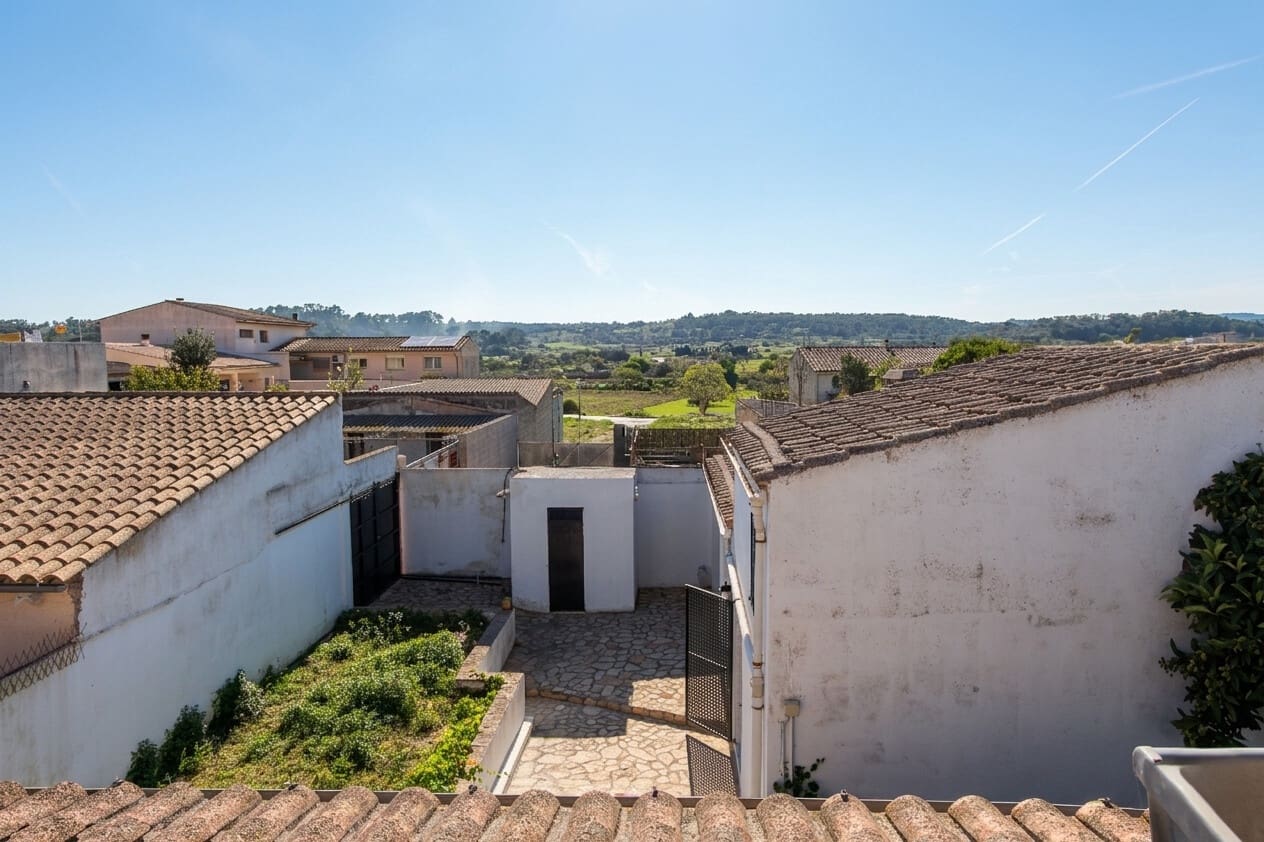 4 bedroom Townhouse for sale in Vilafranca de Bonany - € 495,000 (Ref: 9731371)