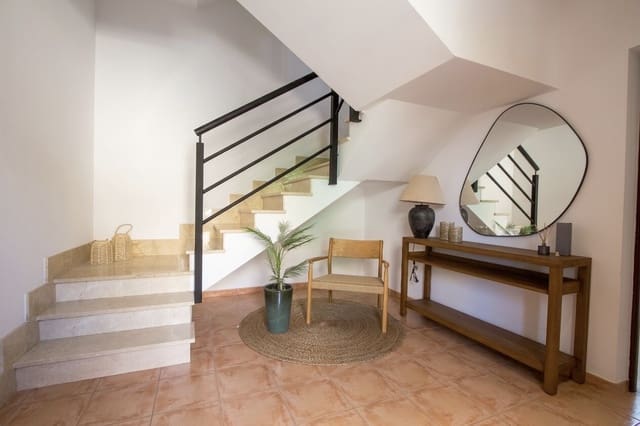 Flat for sale in Manacor - € 595,000 (Ref: 9902283)