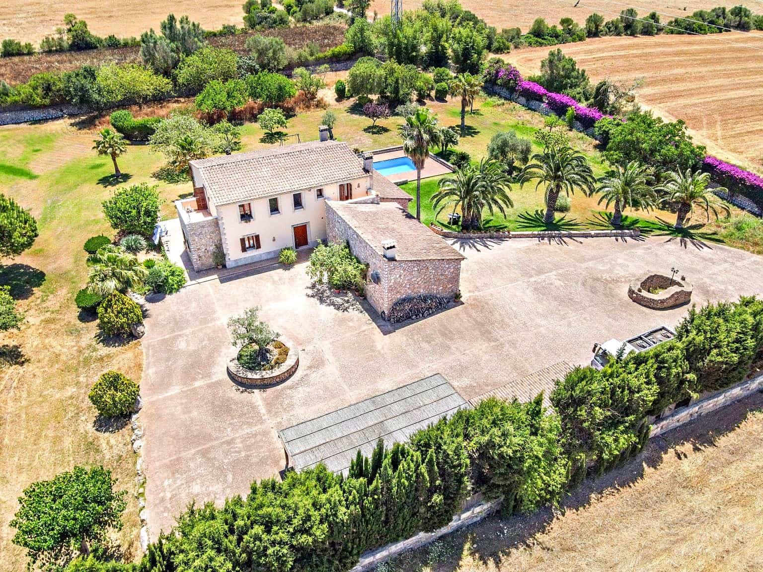 5 bedroom Finca/Country House for sale in Manacor with pool garage - € 1,900,000 (Ref: 9950410)