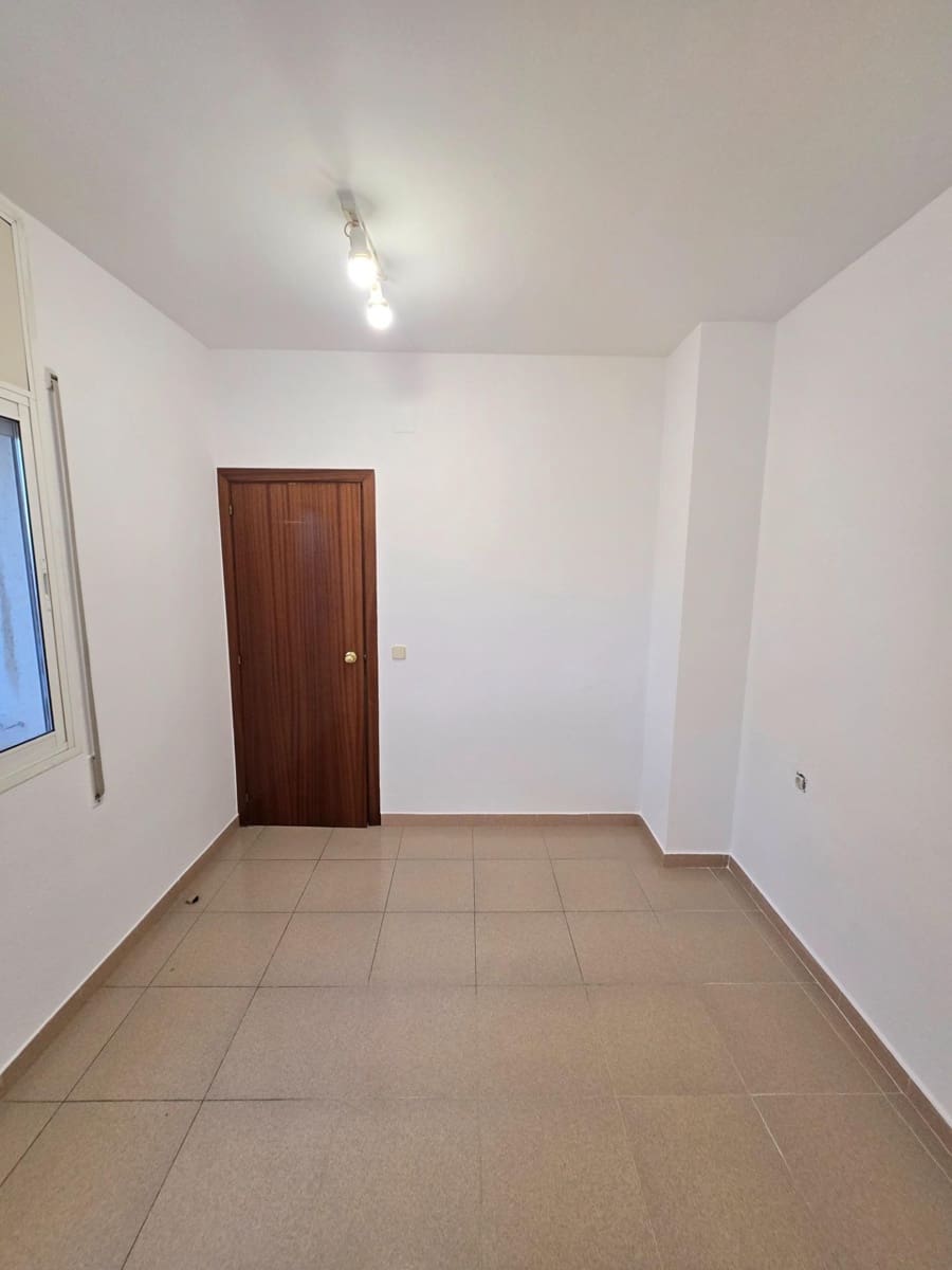 1 quarto Apartamento para arrendar em Esplugues de Llobregat - 789 € (Ref: 10091217)