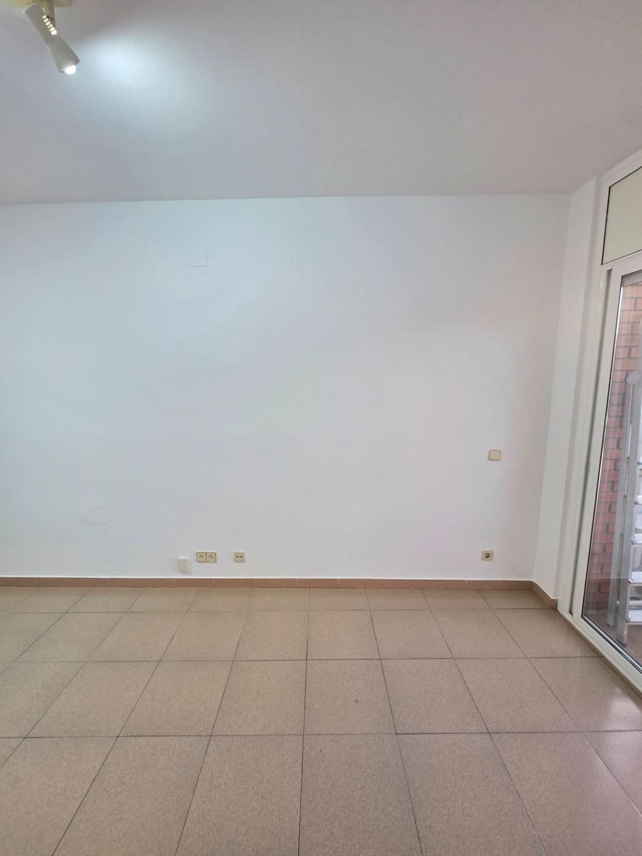 1 quarto Apartamento para arrendar em Esplugues de Llobregat - 789 € (Ref: 10091217)